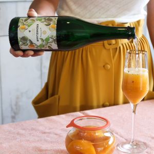 Sparkling Peach Bellini – cocktail /mocktail